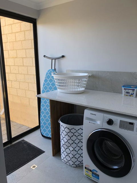 The Shak Kalbarri - Accommodation Kalgoorlie 10