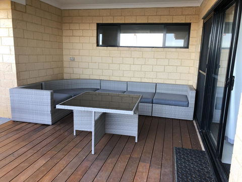 The Shak Kalbarri - Accommodation Kalgoorlie 1