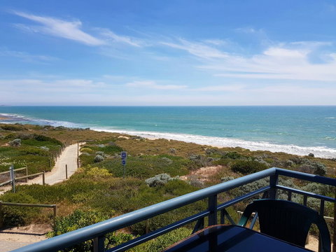 Caravel Beach House Mandurah - Accommodation Kalgoorlie 8