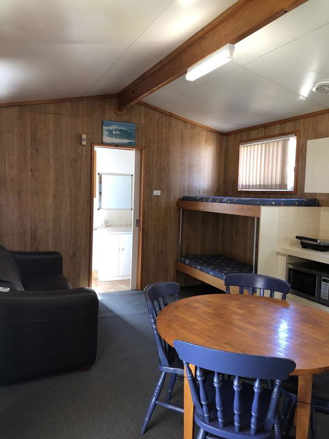 The Aurelian Cabin - Accommodation Kalgoorlie 5