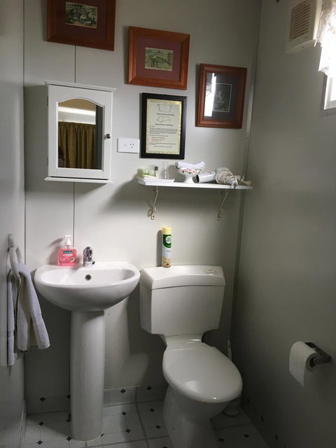 Armadale Cottage Bed & Breakfast - Accommodation Kalgoorlie 6