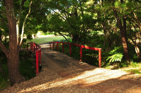 Waterfall Cottages - Accommodation Kalgoorlie 17