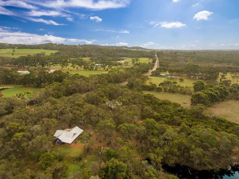 Denmark Forest Retreat - Accommodation Kalgoorlie 4