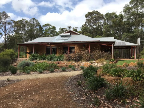 Denmark Forest Retreat - Accommodation Kalgoorlie 0