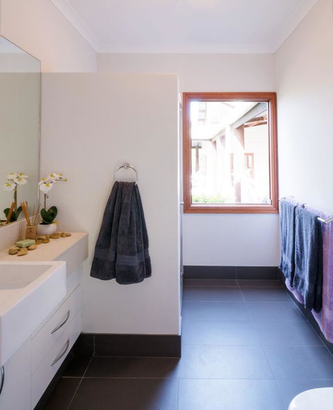 The Farmhouse - Accommodation Kalgoorlie 7