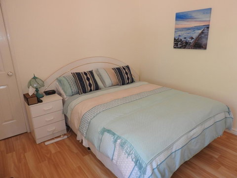 The Royal Dolphin Bed & Breakfast Safety Bay - Accommodation Kalgoorlie 10