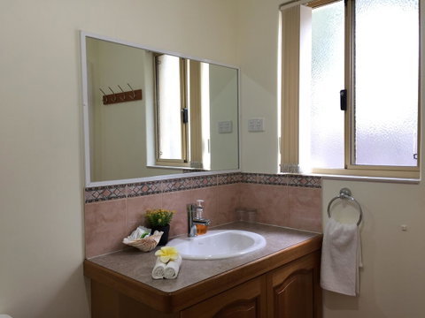 The Royal Dolphin Bed & Breakfast Safety Bay - Accommodation Kalgoorlie 20
