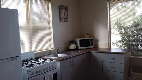 Chalets On Frenchman - Accommodation Kalgoorlie 4
