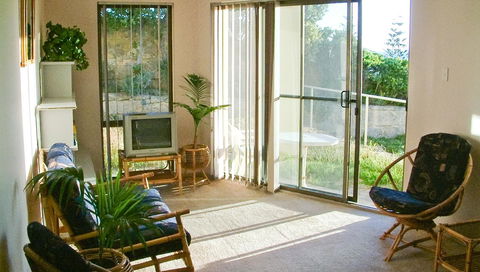 Scarborough & Absolutely Beachfront - Accommodation Kalgoorlie 8