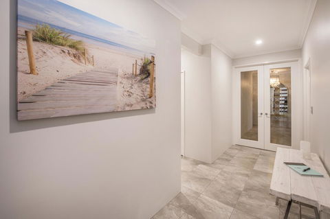 15 Cabot Close - Accommodation Kalgoorlie 3