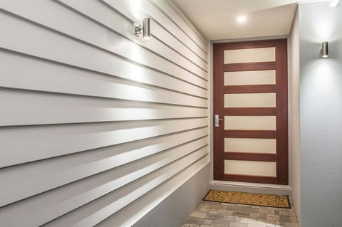 15 Cabot Close - Accommodation Kalgoorlie 1