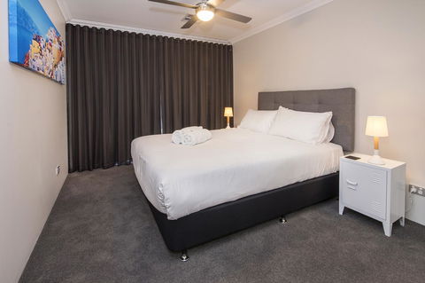 15 Cabot Close - Accommodation Kalgoorlie 8