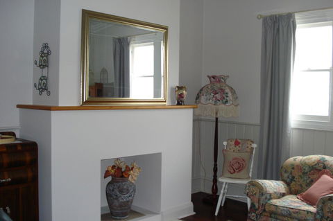 Bluebird Cottage - Accommodation Kalgoorlie 8