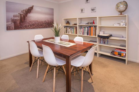 Boardwalk - Accommodation Kalgoorlie 9