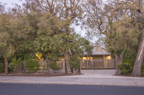 Boardwalk - Accommodation Kalgoorlie 4