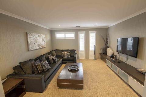 Magnificent Beach Retreat - Accommodation Kalgoorlie 22