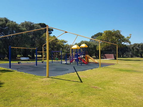 SEA BREEZE â€“ Between Cottesloe Beach & Swan River - Accommodation Kalgoorlie 20