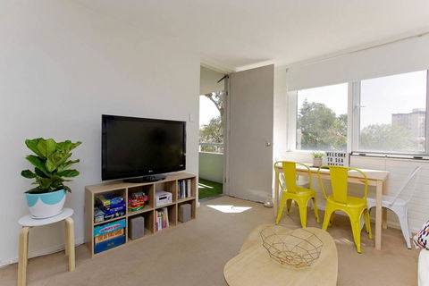 SEA BREEZE â€“ Between Cottesloe Beach & Swan River - Accommodation Kalgoorlie 19