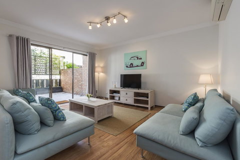 Cottesloe Sea Salt Abode - Executive Escapes - Accommodation Kalgoorlie 1