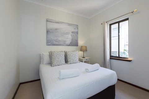 Cottesloe Sea Salt Abode - Executive Escapes - Accommodation Kalgoorlie 9