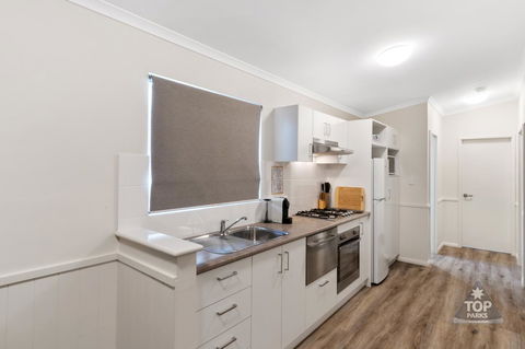 Jurien Bay Tourist Park - Accommodation Kalgoorlie 4