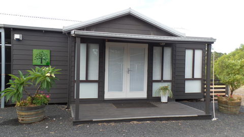 Windfall Estate Vineyard Cottage - Accommodation Kalgoorlie 15