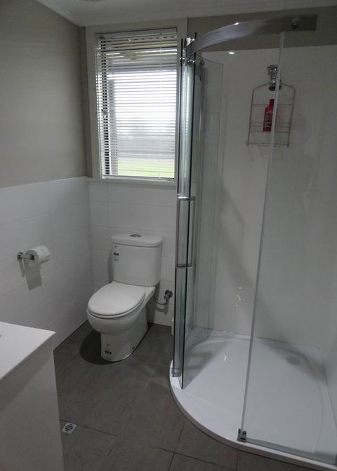 Windfall Estate Vineyard Cottage - Accommodation Kalgoorlie 7