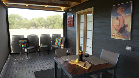 Windfall Estate Vineyard Cottage - Accommodation Kalgoorlie 4