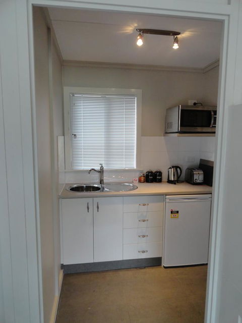 Windfall Estate Vineyard Cottage - Accommodation Kalgoorlie 5