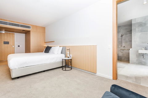 Quay Perth - Accommodation Kalgoorlie 8