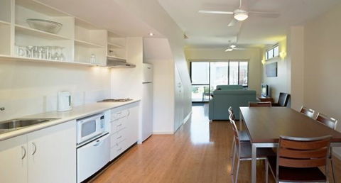 Footprints Preston Beach - Accommodation Kalgoorlie 22