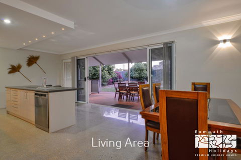 13 Learmonth Street - Close To Town Centre - Accommodation Kalgoorlie 5