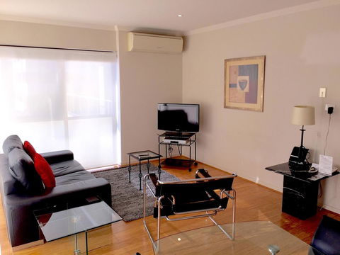 Outram Apartment 25 - Accommodation Kalgoorlie 8