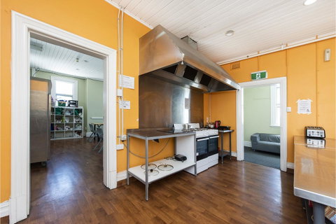 The Old Swan Barracks - Accommodation Kalgoorlie 13