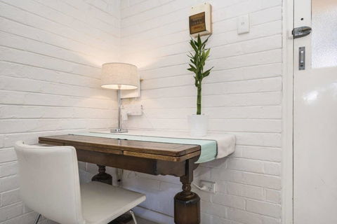 Light Bright, Quality River Views! Free Parking - Accommodation Kalgoorlie 28