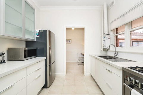 Light Bright, Quality River Views! Free Parking - Accommodation Kalgoorlie 24
