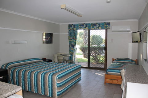 Ningaloo Coral Bay â€“ Bayview - Accommodation Kalgoorlie 8