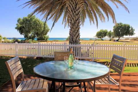 Ningaloo Coral Bay â€“ Bayview - Accommodation Kalgoorlie 27