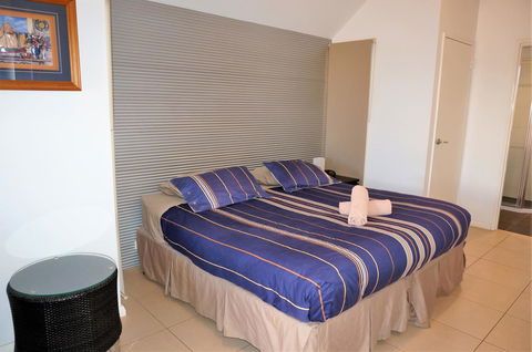 Osprey Holiday Village Unit 203 1 Bedroom - Accommodation Kalgoorlie 3
