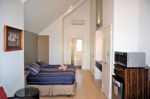 Osprey Holiday Village Unit 203 1 Bedroom - Accommodation Kalgoorlie 2