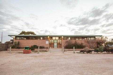 EUCLA MOTOR HOTEL - Accommodation Kalgoorlie 9