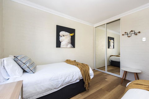 Subiaco Village - 34 - Accommodation Kalgoorlie 9
