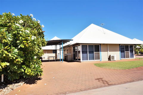 Osprey Holiday Village Unit 120 - Plenty Of Room For A Large Family - Accommodation Kalgoorlie 1