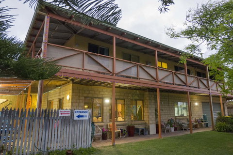 Lancelin Lodge - Accommodation Kalgoorlie 0