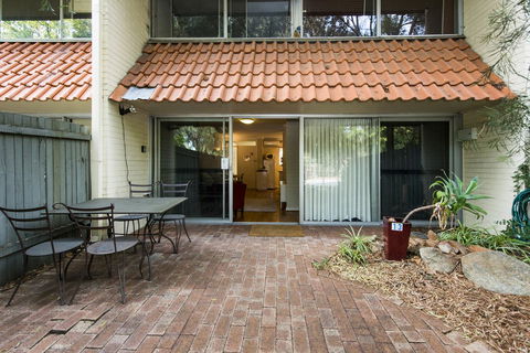 Rosalie 13 - Accommodation Kalgoorlie 14