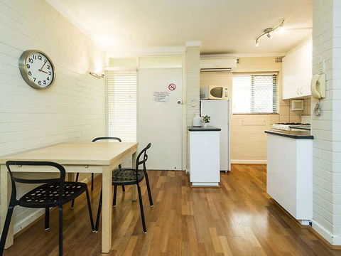 Rosalie 13 - Accommodation Kalgoorlie 5