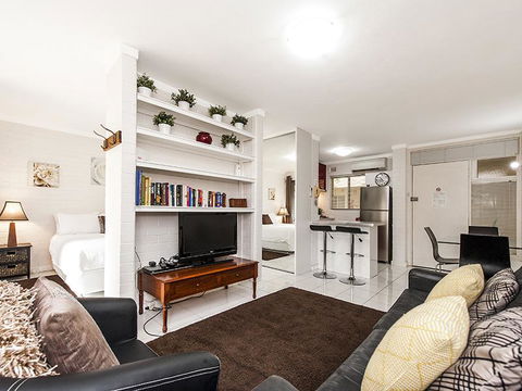 Rosalie 02 - Accommodation Kalgoorlie 8
