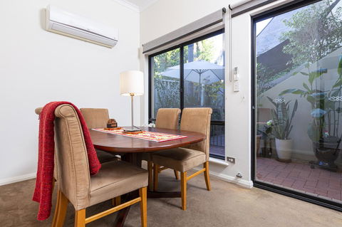 Como Executive Apartment - Accommodation Kalgoorlie 10