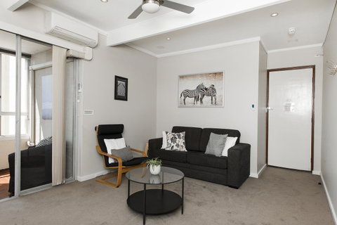 Derby 84 - Accommodation Kalgoorlie 6