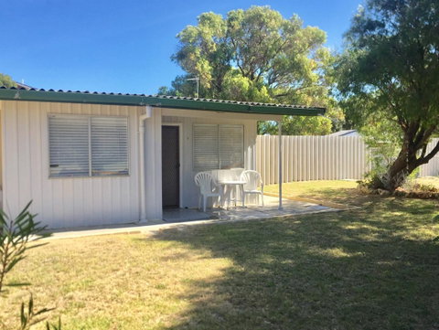 Salty Shack Lancelin - Accommodation Kalgoorlie 14